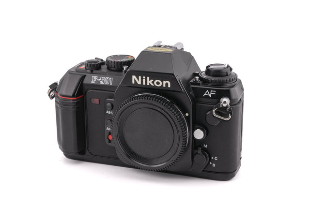 Nikon F-501 de segunda mano en Camera Market
