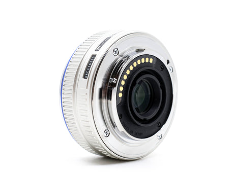 Olympus M.Zuiko Digital 17mm f/2.8 