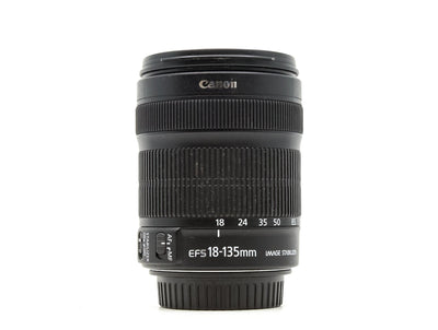 Canon EF-S 18-135mm f/3.5-5.6 IS 