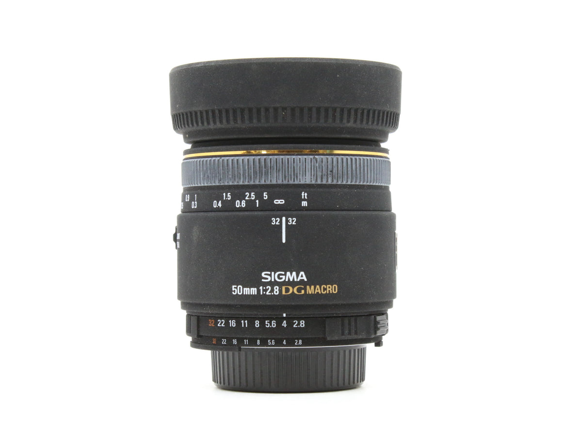 Sigma 50mm f/2.8 EX DG Macro - Nikon Fit  · main image
