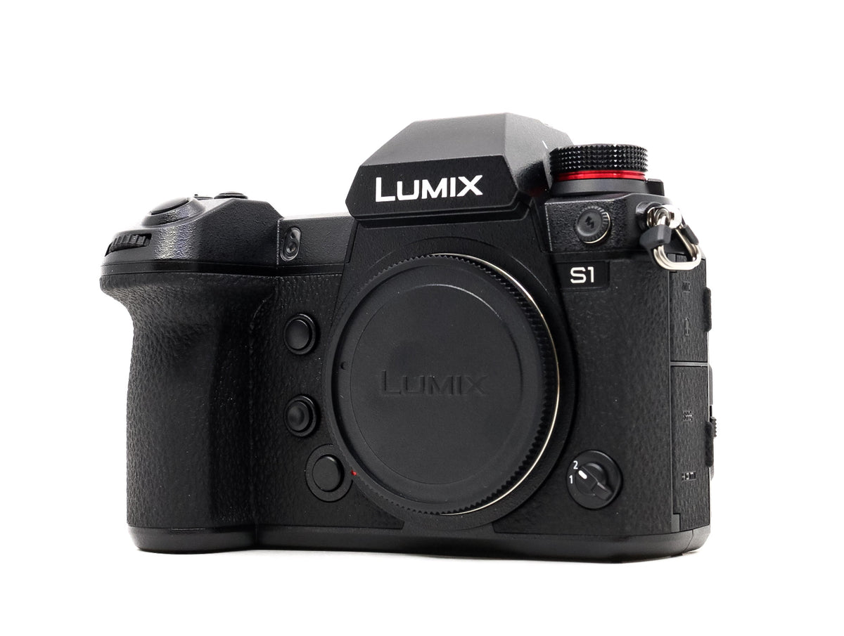 Panasonic Lumix DC-S1 · main image