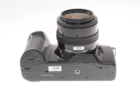 Minolta Dynax 7000i + 35-70mm f3.5-4.5 AF 