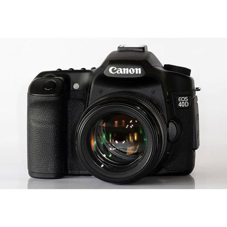 EOS 40D SLR - Black + Canon EF-S 18-55mm f/3.5-5.6 IS f/3.5-5.6 