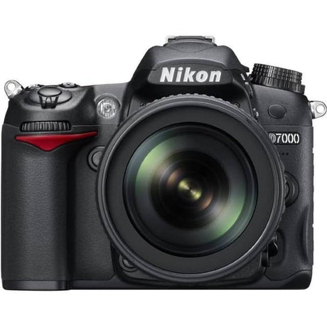 SLR D7000 - Black + Nikon AF-S Nikkor 18-105mm f/3.5-5.6G ED f/3.5-5.6 