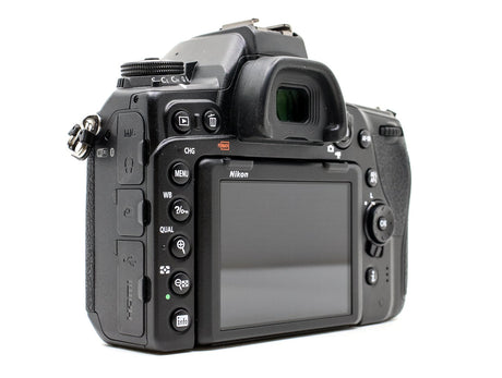 Nikon D780