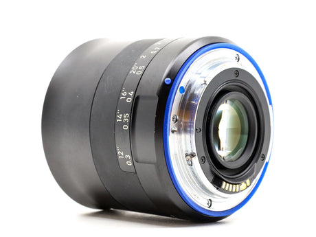 Zeiss Milvus 35mm f/2 ZE - Canon EF Fit