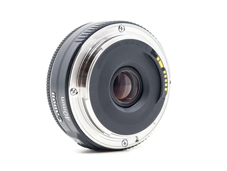Canon EF 40mm f/2.8 STM 