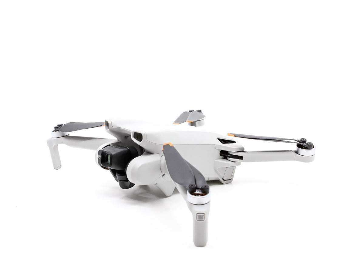 DJI Mini 3 Fly More Combo · imagen principal