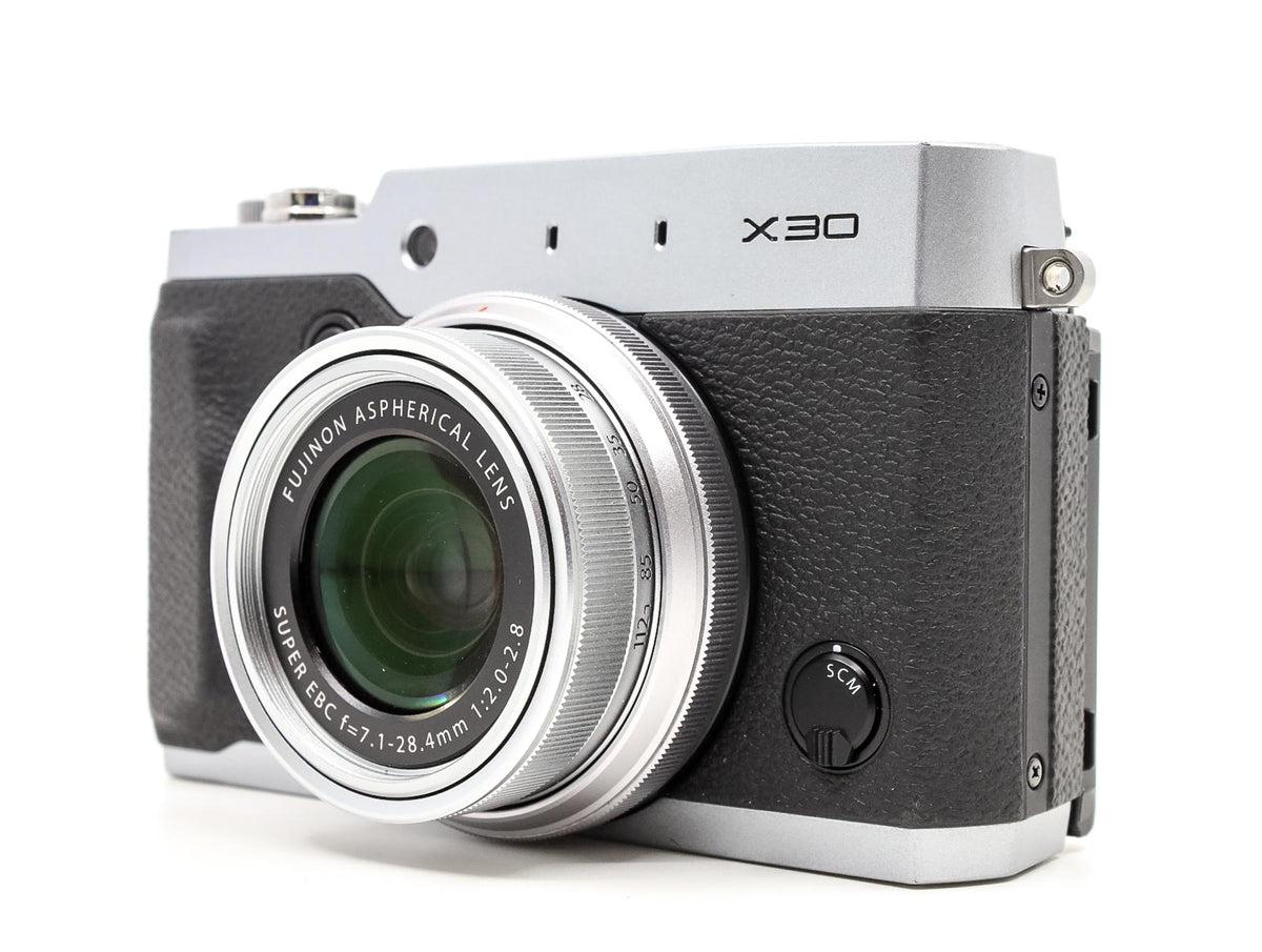 Fujifilm X30  · main image