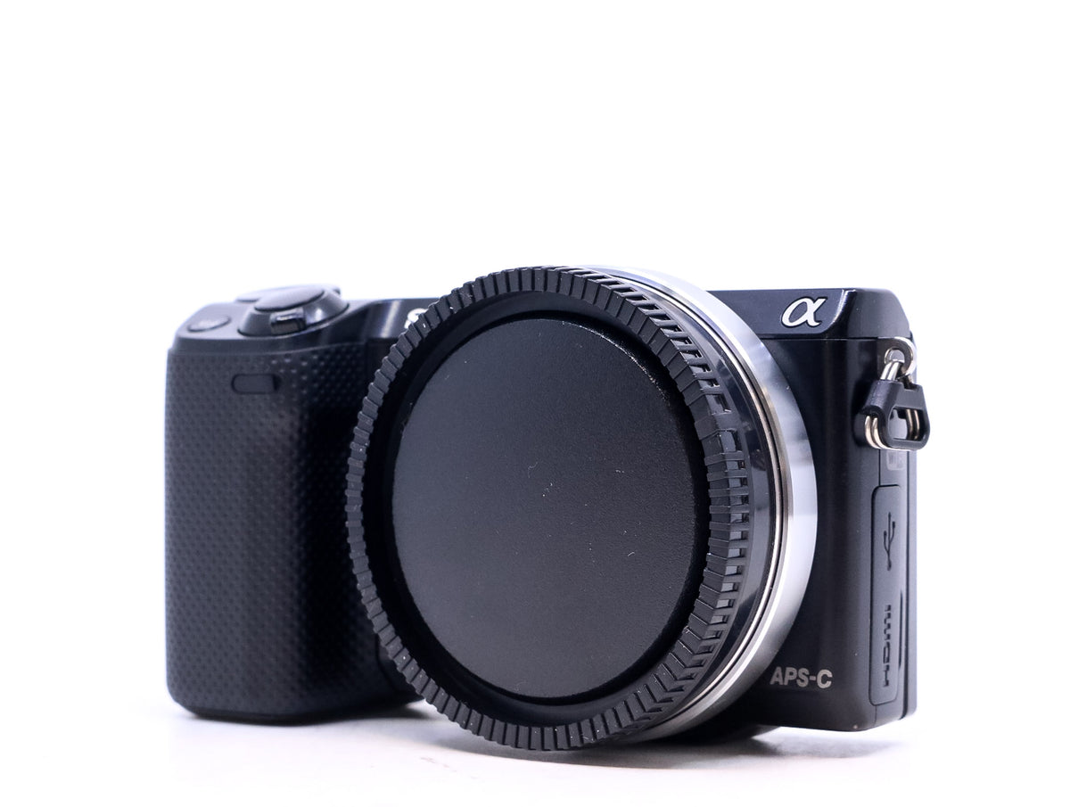 Sony Alpha NEX-5T · imagen principal