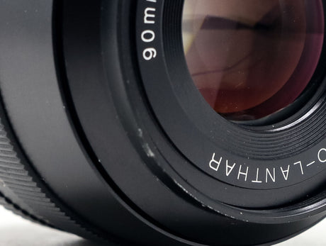 Voigtländer APO-Lanthar 90mm f/3.5 SL II - Canon EF Fit