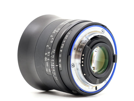 Zeiss Milvus 35mm f/2 ZF.2 - Nikon Fit