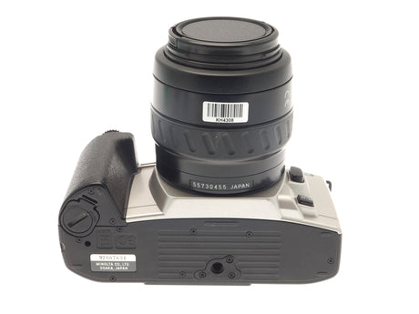 Minolta Dynax 404si + 35-70mm f3.5-4.5 AF 