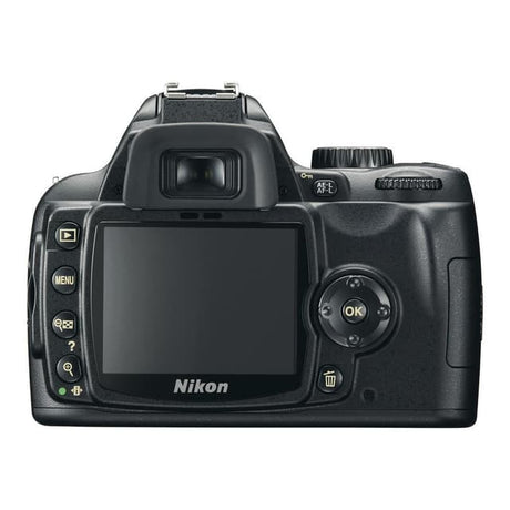 D60 SLR - Black + Nikon AF-S DX Nikkor 18-70mm f/3.5-4.5G IF-ED f/3.5-4.5 