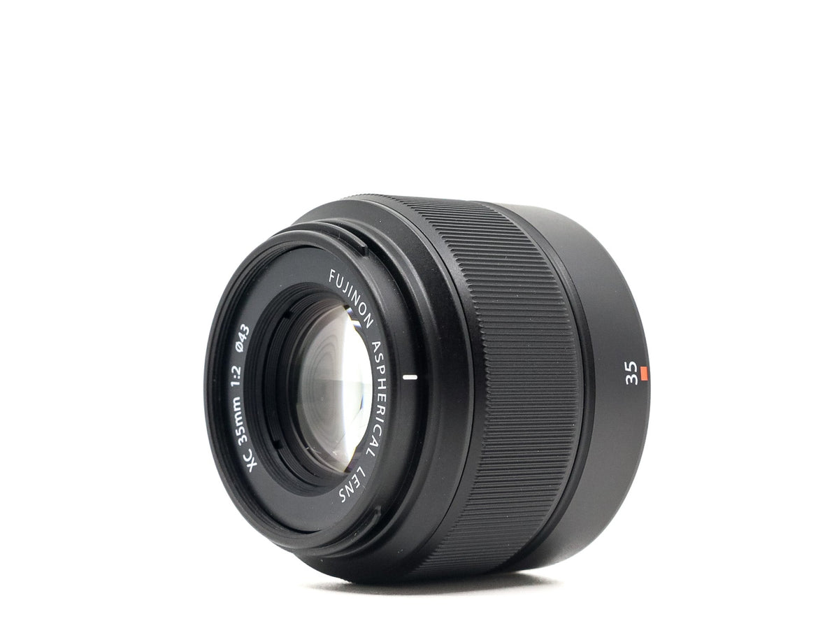 Fujifilm XC 35mm f/2 · main image