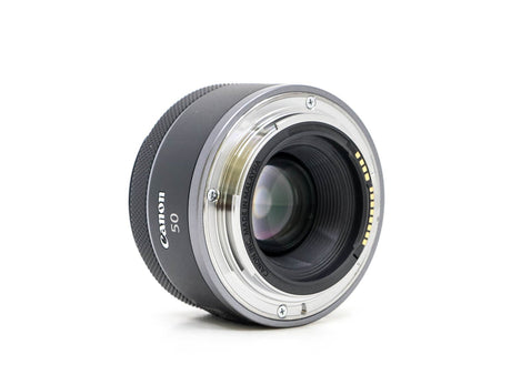 Canon RF 50mm f/1.8 STM 