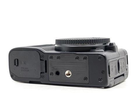Nikon Zr