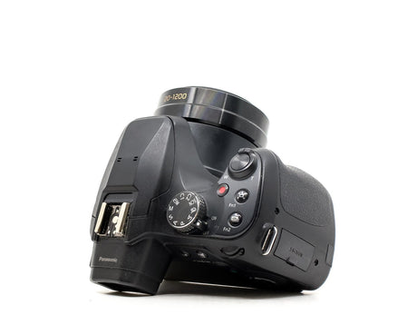 Panasonic Lumix DMC-FZ82D
