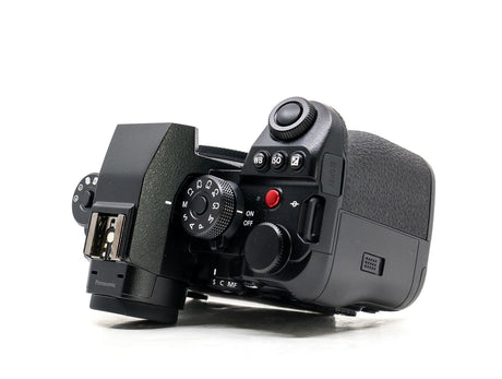 Panasonic Lumix S1R II