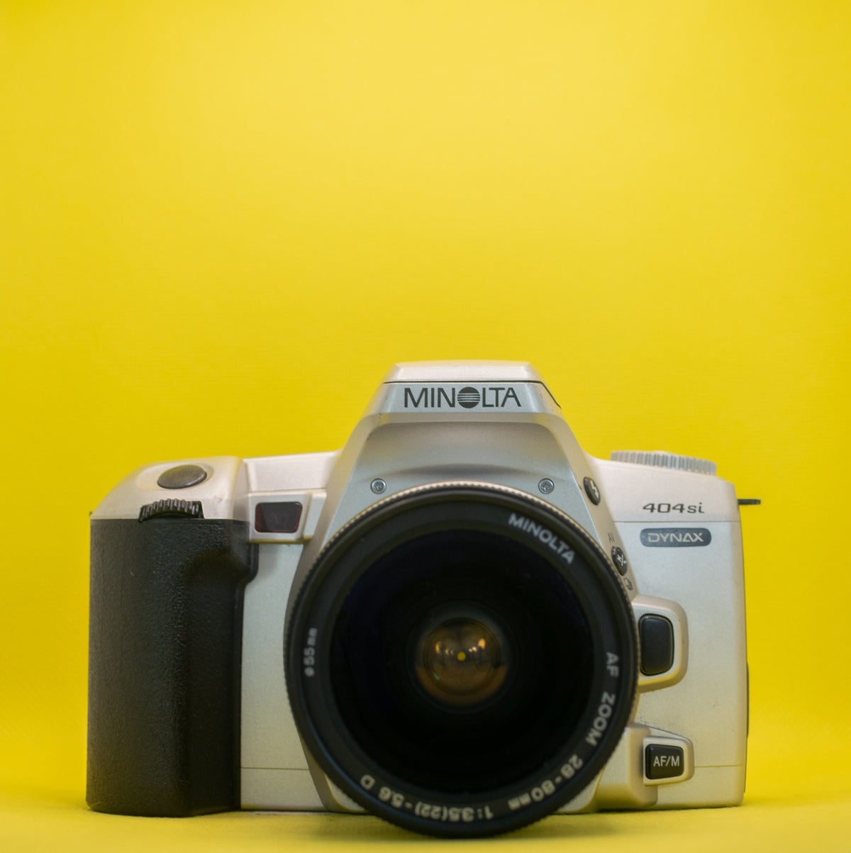 Minolta Dynax 404si - Premium SLR 35mm Film Camera · imagen principal