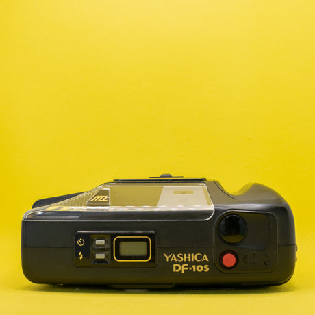 Yashica DF-10S - 35mm Compact Analog Camera 