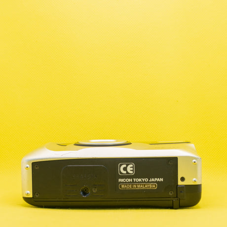 Ricoh RZ-735 - 35mm Compact Film Camera 